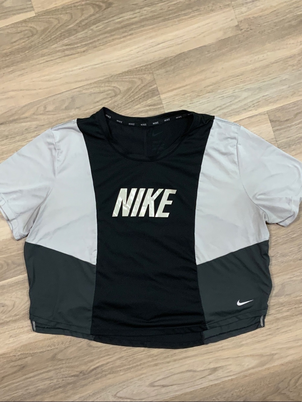 Nike Black, Light Gray & Dark Gray Colorblock Cropped Tee